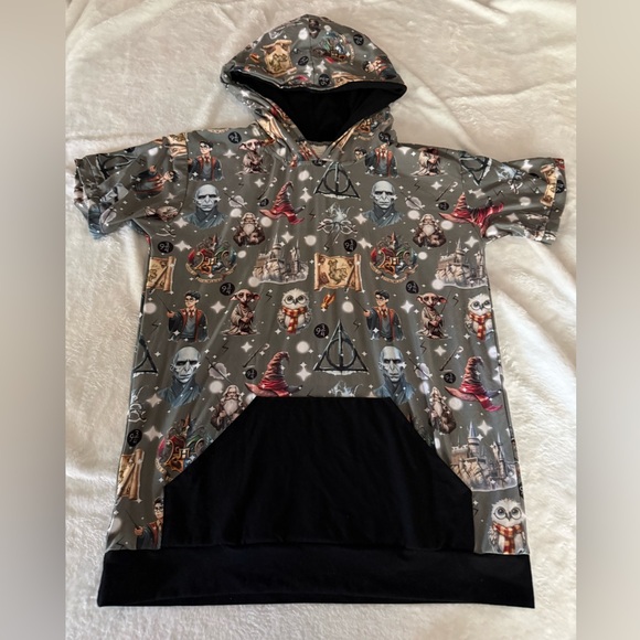 Josie B’s Other - Boutique Harry Potter Short Sleeve Lightweight Hoodie Shirt 18/20 kids boys